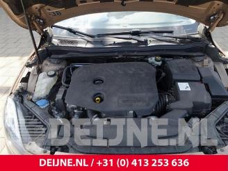 Volvo V-40 V40 (MV), Hatchback 5-drs, 2012 / 2019 1.6 D2 picture 35