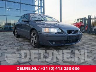 Uttjänta bilar auto Volvo S-60 S60 I (RS/HV), Sedan, 2000 / 2010 2.5 R Turbo 20V 2004/3