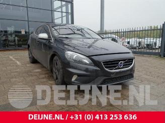 Auto da rottamare Volvo V-40 V40 (MV), Hatchback 5-drs, 2012 / 2019 2.0 D2 16V 2015/11