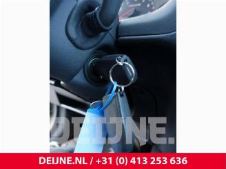 Volvo S-40 S40 (VS), Sedan, 1995 / 2004 2.0 16V picture 22