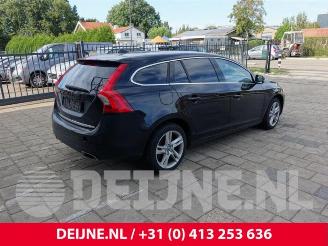 Volvo V-60 V60 I (FW/GW), Combi, 2010 / 2018 2.4 D6 20V Plug-in Hybrid AWD picture 10