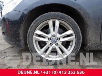 Volvo V-60 V60 I (FW/GW), Combi, 2010 / 2018 1.6 T3 16V picture 10