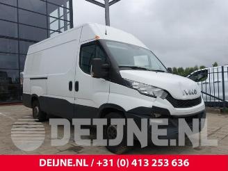 Vrakbiler auto Iveco New Daily New Daily VI, Van, 2014 33S15, 35C15, 35S15 2016/3