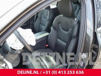 Volvo V-60 V60 II (ZW), Combi, 2018 2.0 T8 16V Plug-in Hybrid AWD picture 19