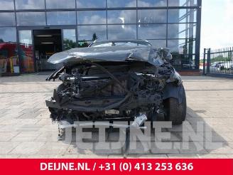 Volvo V-60 V60 II (ZW), Combi, 2018 2.0 T8 16V Plug-in Hybrid AWD picture 2