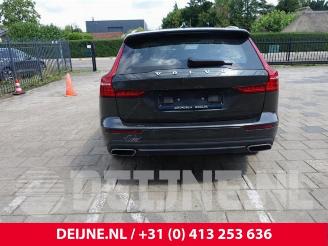 Volvo V-60 V60 II (ZW), Combi, 2018 2.0 T8 16V Plug-in Hybrid AWD picture 6