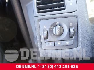 Volvo V-50 V50 (MW), Combi, 2003 / 2012 2.0 16V picture 19