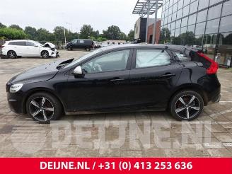 Volvo V-40 V40 (MV), Hatchback 5-drs, 2012 / 2019 2.0 D2 16V picture 4