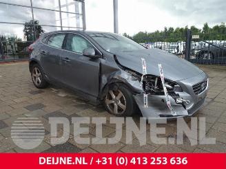 demontáž osobní automobily Volvo V-40 V40 (MV), Hatchback 5-drs, 2012 / 2019 2.0 T2 16V 2016/4