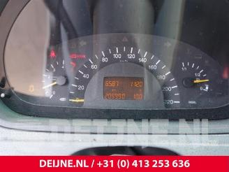 Mercedes Vito Vito (639.6), Van, 2003 / 2014 2.2 109 CDI 16V picture 22