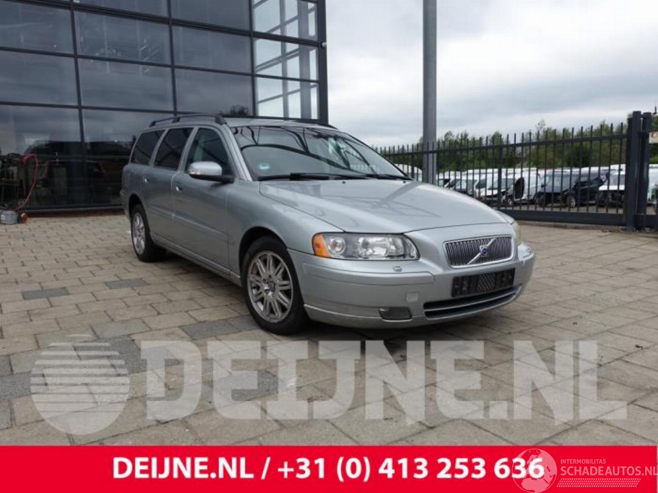 Volvo V-70 V70 (SW), Combi, 1999 / 2008 2.4 D5 20V