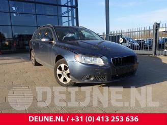 Dezmembrări autoturisme Volvo V-70 V70 (BW), Combi, 2007 / 2016 2.0 16V Flexifuel 2008/4