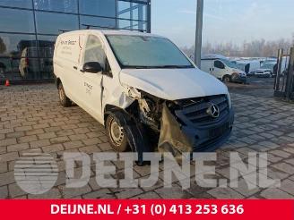 Vrakbiler auto Mercedes Vito Vito (447.6), Van, 2014 1.6 111 CDI 16V 2017/4