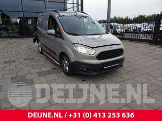 Uttjänta bilar auto Ford Courier  2015/5