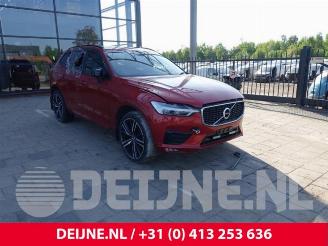 Coche siniestrado Volvo Xc-60 XC60 II (UZ), SUV, 2017 2.0 B4 16V Mild Hybrid AWD 2021/1