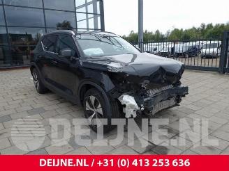 Vrakbiler auto Volvo XC40 XC40 (XZ), SUV, 2017 1.5 T4 Plug-in Hybrid 12V 2021/4