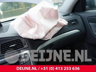 Volvo S-60 S60 I (RS/HV), Sedan, 2000 / 2010 2.4 20V 140 picture 27