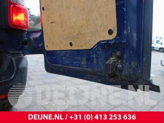 Peugeot Expert Expert (V1/VA/VB/VE/VF/VT/VY), Van, 2016 2.0 Blue HDi 120 16V picture 31