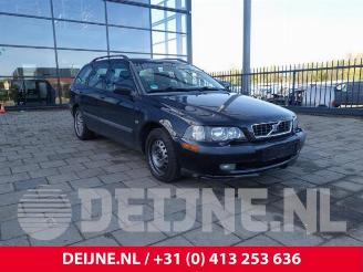 Coche siniestrado Volvo V-40 V40 (VW), Combi, 1995 / 2004 1.8 16V 2002/11