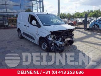 Coche siniestrado Opel Combo Combo Cargo, Van, 2018 1.5 CDTI 100 2020/1