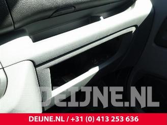 Peugeot Expert Expert (V1/VA/VB/VE/VF/VT/VY), Van, 2016 2.0 Blue HDi 150 16V picture 27