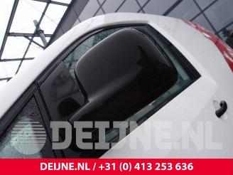 Volkswagen Caddy Caddy III (2KA,2KH,2CA,2CH), Van, 2004 / 2015 1.6 TDI 16V picture 12