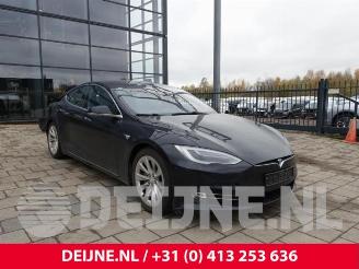 disassembly passenger cars Tesla Model S Model S, Liftback, 2012 75D 2017/6