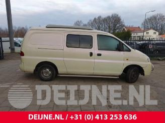 Hyundai H-200 H-1/H-200, Van, 1997 / 2008 2.5 TD picture 8