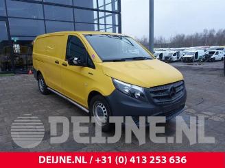 rozbiórka samochody osobowe Mercedes Vito eVito (447.6), Van, 2019 41/60/66 kWh 2020/12