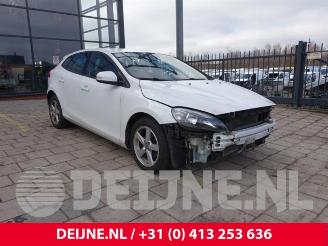 Démontage voiture Volvo V-40 V40 (MV), Hatchback 5-drs, 2012 / 2019 1.6 D2 2013/10