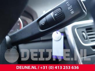 Volvo V-60 V60 I (FW/GW), Combi, 2010 / 2018 1.6 DRIVe picture 28