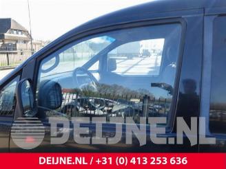 Hyundai Starex Starex (H 1), MPV, 1997 / 2004 2.5 TD picture 14