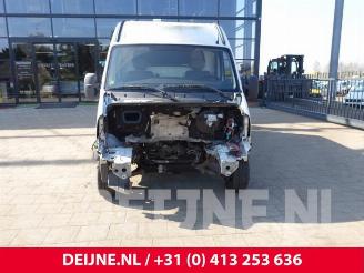 Renault Master Master II (FD/HD), Van, 1997 / 2010 2.5 dCi 100 FAP picture 2