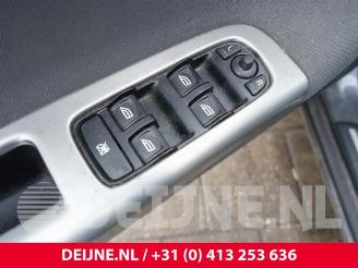 Volvo V-50 V50 (MW), Combi, 2003 / 2012 2.0 16V picture 17