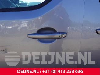 Peugeot Expert Expert (V1/VA/VB/VE/VF/VT/VY), Van, 2016 2.0 Blue HDi 180 16V picture 15