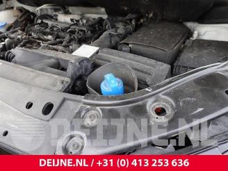 Volkswagen Caddy Caddy IV, Van, 2015 2.0 TDI 102 picture 34