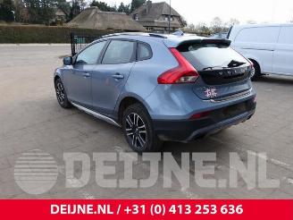 Volvo V-40 V40 Cross Country (MZ), Hatchback 5-drs, 2012 / 2019 1.5 T3 16V Geartronic picture 5