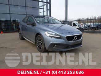 Uttjänta bilar auto Volvo V-40 V40 Cross Country (MZ), Hatchback 5-drs, 2012 / 2019 1.5 T3 16V Geartronic 2017/9