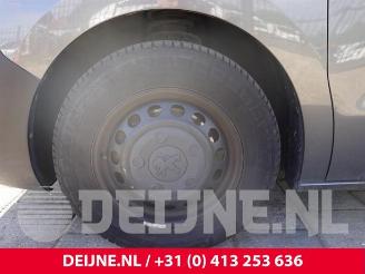 Peugeot Expert Expert (V1/VA/VB/VE/VF/VT/VY), Van, 2016 2.0 Blue HDi 120 16V picture 11
