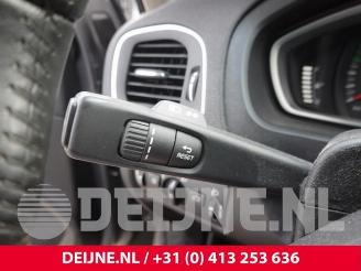 Volvo V-40 V40 (MV), Hatchback 5-drs, 2012 / 2019 2.0 D3 16V picture 23