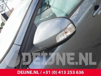 Volvo V-40 V40 (MV), Hatchback 5-drs, 2012 / 2019 2.0 D3 16V picture 11