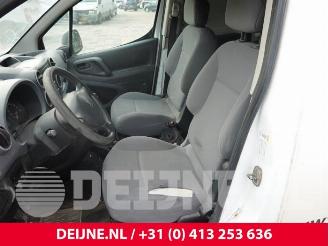 Peugeot Partner Partner (GC/GF/GG/GJ/GK), Van, 2008 / 2018 1.6 HDI 90 picture 16