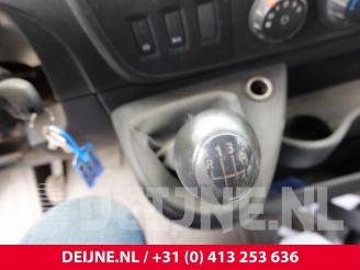 Renault Master Master III (EV/HV/UV/VA/VB/VD/VF/VG/VJ), Chassis-Cabine, 2010 2.3 dCi 165 16V RWD picture 26