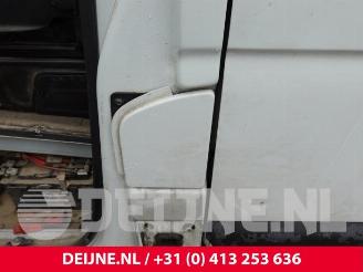 Renault Master Master III (EV/HV/UV/VA/VB/VD/VF/VG/VJ), Chassis-Cabine, 2010 2.3 dCi 165 16V RWD picture 16