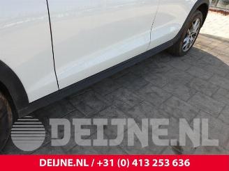 Volvo V-60 V60 Cross Country II (ZZ), Combi, 2018 2.0 B5 16V Mild Hybrid Geartronic AWD picture 11
