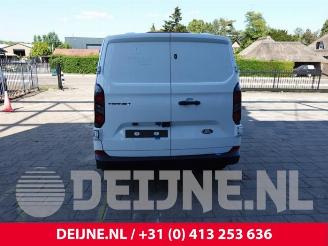 Ford Transit  picture 6