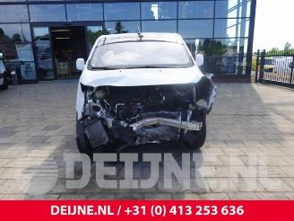 Peugeot Expert Expert (V1/VA/VB/VE/VF/VT/VY), Van, 2016 2.0 Blue HDi 180 16V picture 2