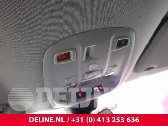 Peugeot Expert Expert (V1/VA/VB/VE/VF/VT/VY), Van, 2016 2.0 Blue HDi 180 16V picture 21