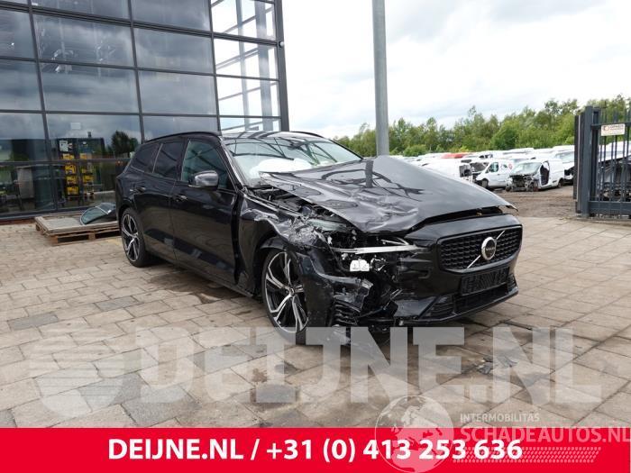 Volvo V-60 V60 II (ZW), Combi, 2018 2.0 T6 16V Plug-in Hybrid AWD