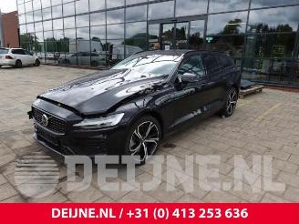 Volvo V-60 V60 II (ZW), Combi, 2018 2.0 T6 16V Plug-in Hybrid AWD picture 3
